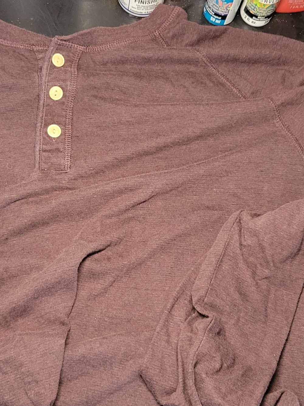 CO Men's Long Sleeve Henley Shirt in Maroon with Contrast Buttons